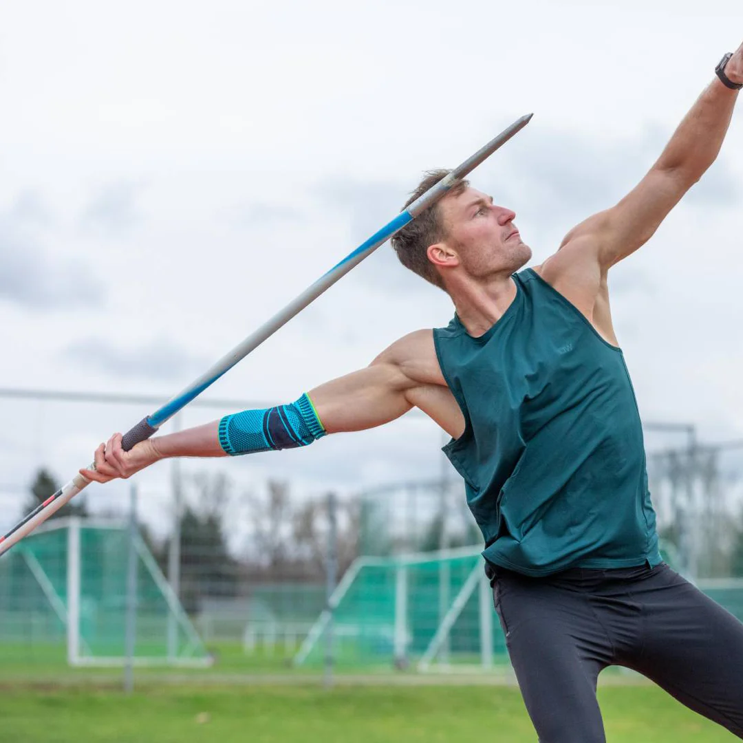 众都为之惊 众都为之惊